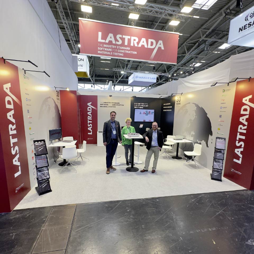 Ansicht des Messestands von Lastrada auf der Bauma 2025
